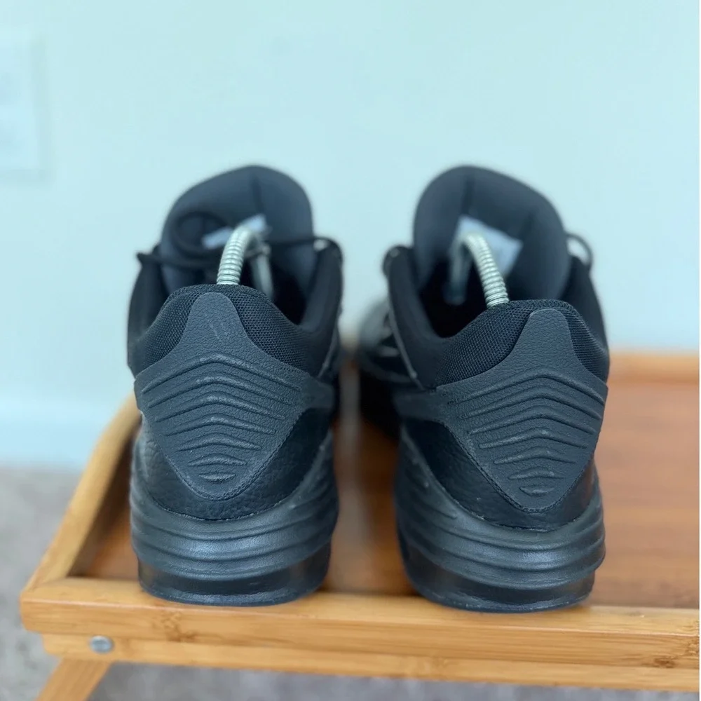 Jordan Max Aura 5 Triple Black Mens Basketball Shoes DZ4353-001 Sz 11.5 Athletic